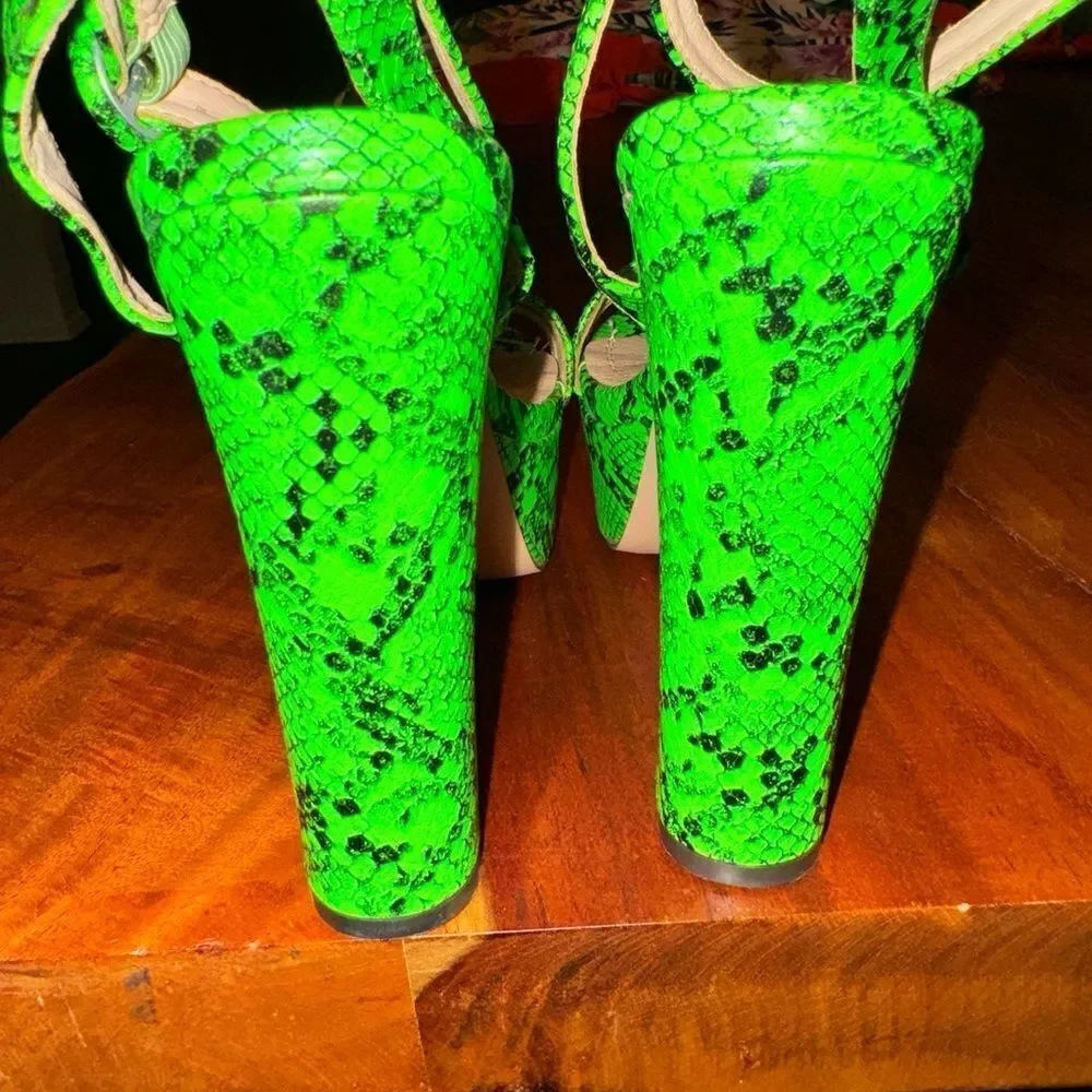 Nordstrom: Lime Green faux Snakeskin Platform Heels NWOT SZ 7